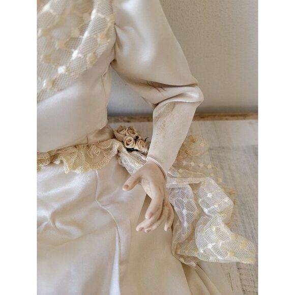 Franklin heirloom AS IS Gibson Girl bride collectible porcelain doll - Picture 8 of 16